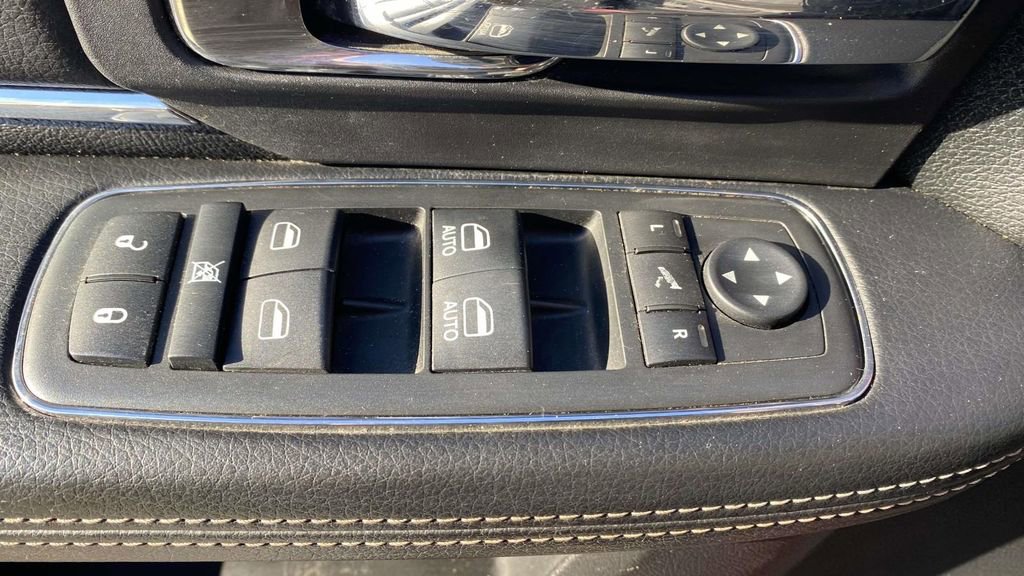 Used 2016 RAM 2500 Laramie image 13