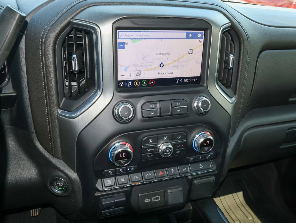 Used 2022 GMC Sierra 3500 Denali w/ Denali Ultimate Package AWD/4WD image 17