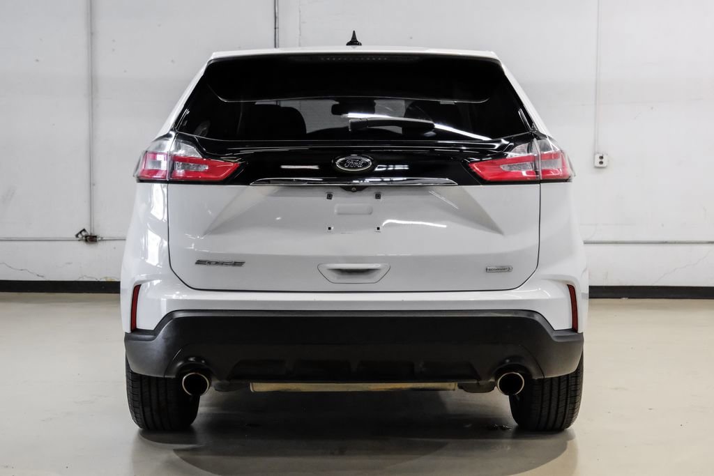 Used 2019 Ford Edge SE image 8