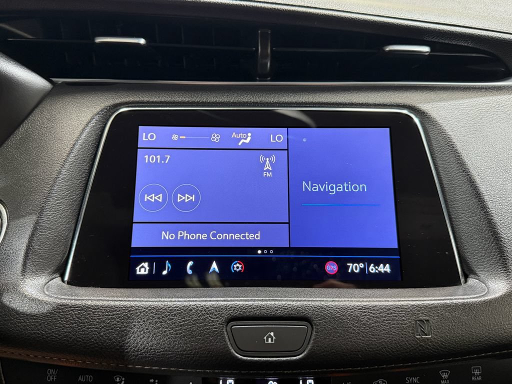 Used 2019 Cadillac XT4 Premium Luxury FWD image 26