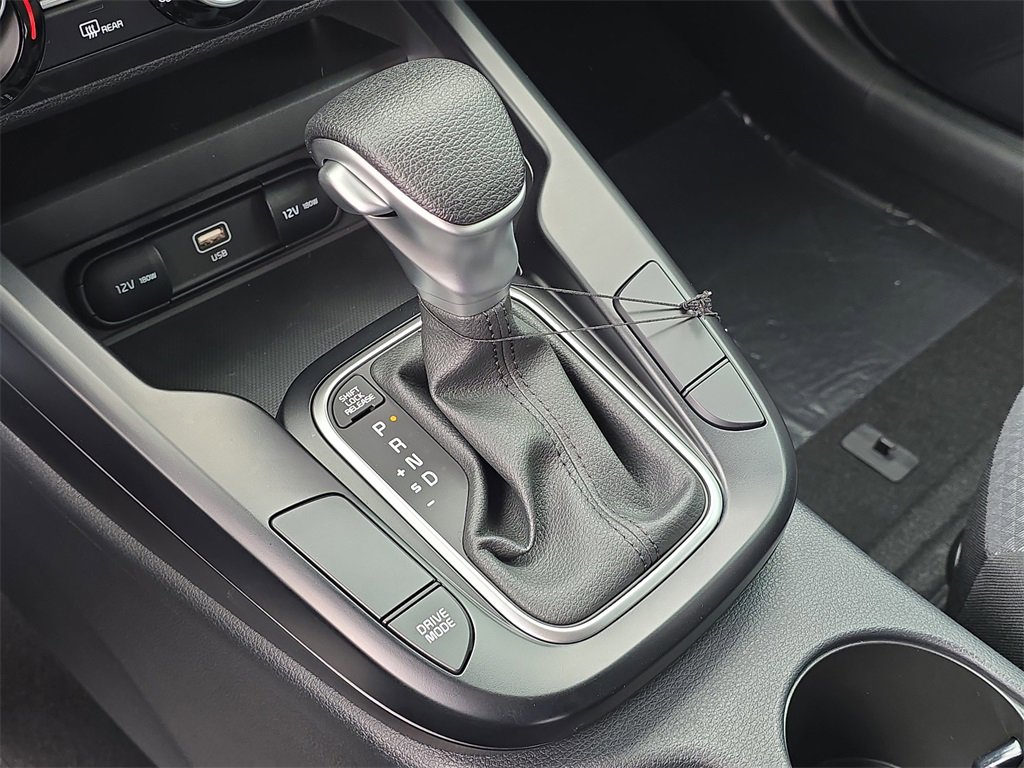 New 2025 Kia Soul LX image 28