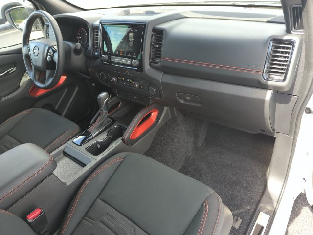 Certified 2023 Nissan Frontier PRO-4X w/ Tow Package AWD/4WD image 22