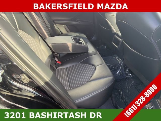 Used 2023 Toyota Camry SE image 12