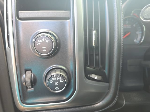 Used 2017 Chevrolet Silverado 1500 LTZ Z71 w/ LTZ Plus Package AWD/4WD image 18