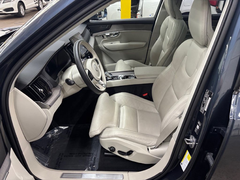 Certified 2026 Volvo XC90 B6 Ultra AWD/4WD image 10