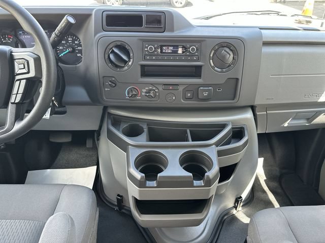 New 2027 Ford E-350 and Econoline 350 Super Duty w/ Interior Upgrade Package RWD image 23