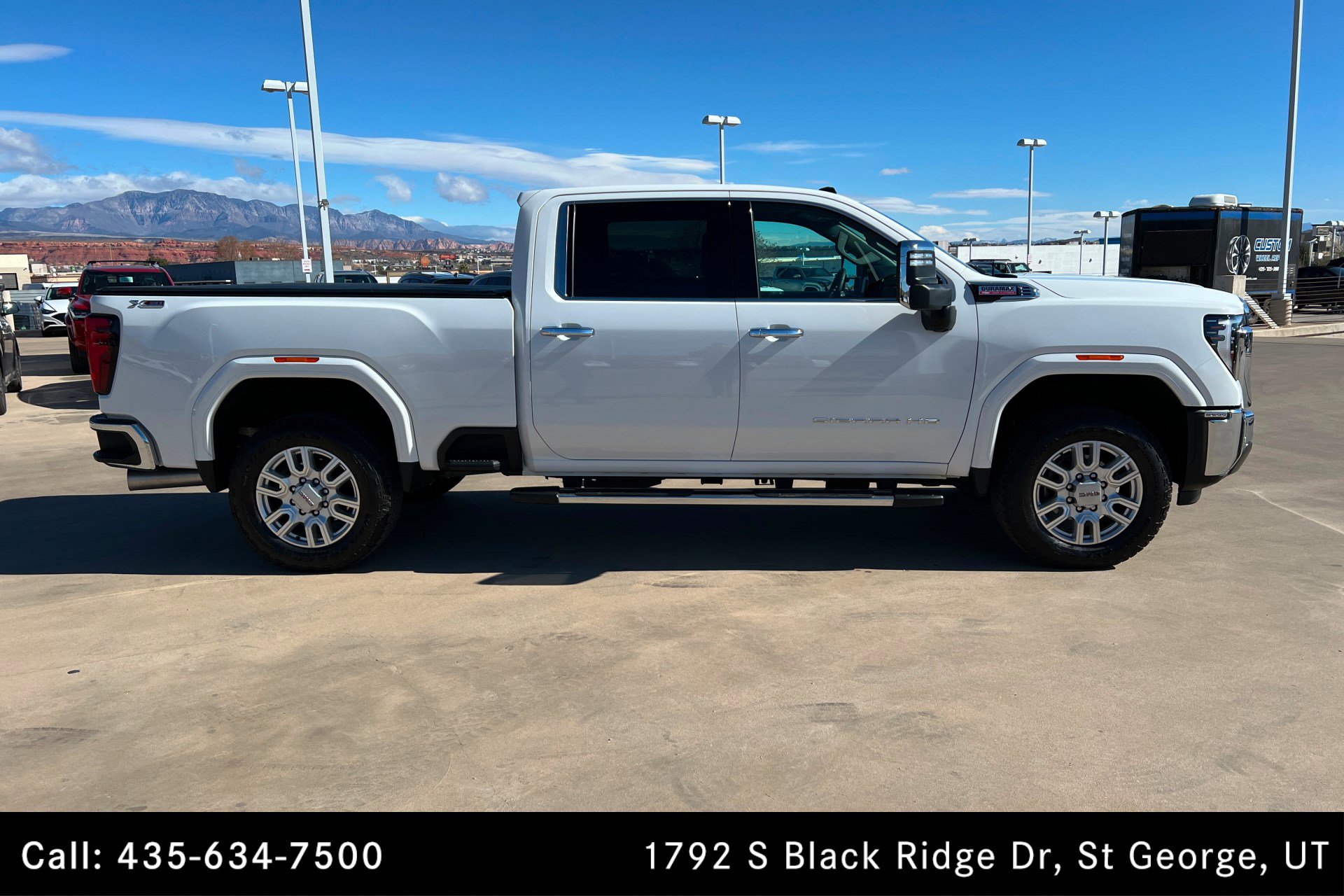 Used 2024 GMC Sierra 2500 SLT w/ SLT Premium Package image 6