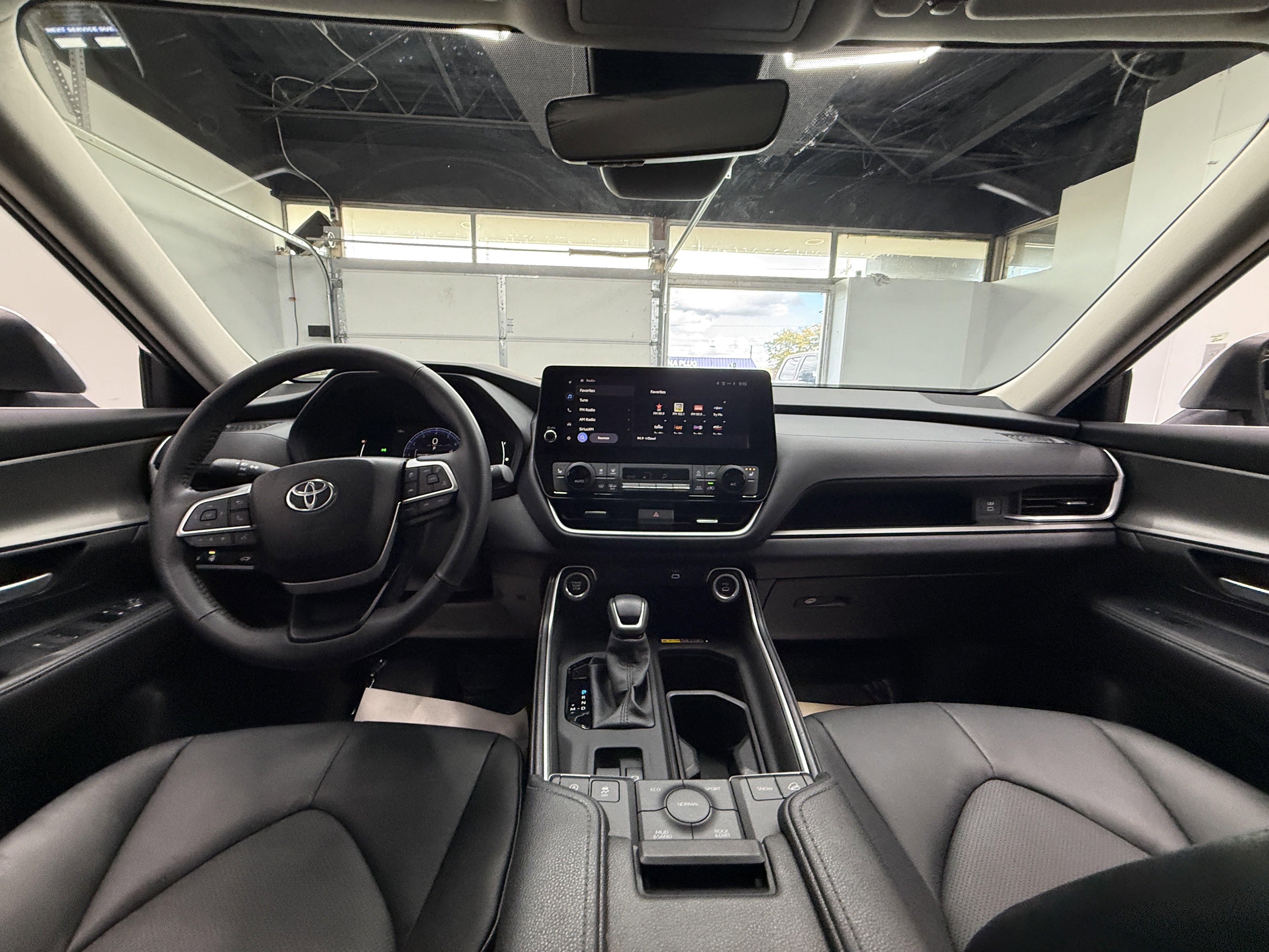 Used 2024 Toyota Grand Highlander XLE image 13