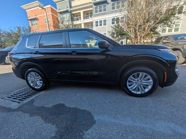 Used 2023 Mitsubishi Outlander ES