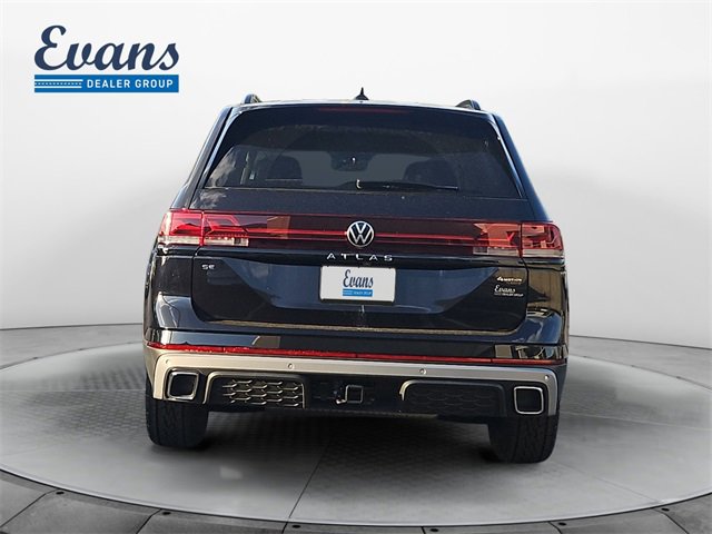 New 2026 Volkswagen Atlas Peak Edition image 4