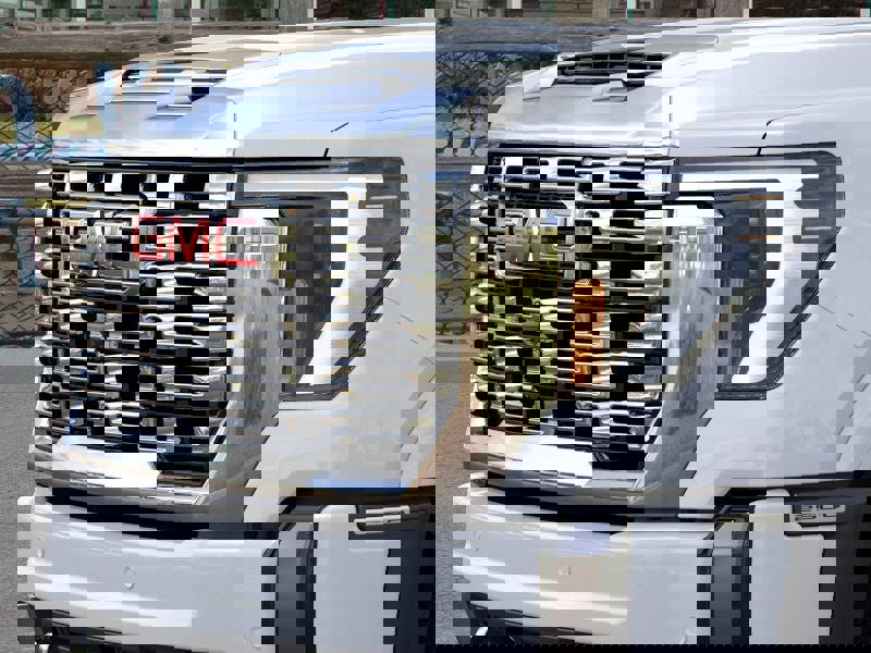 New 2026 GMC Sierra 2500 Denali w/ Denali Reserve Package image 13