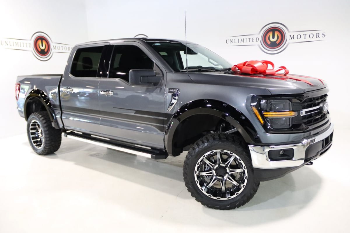 Used 2025 Ford F150 XLT w/ Equipment Group 301A Standard AWD/4WD image 2