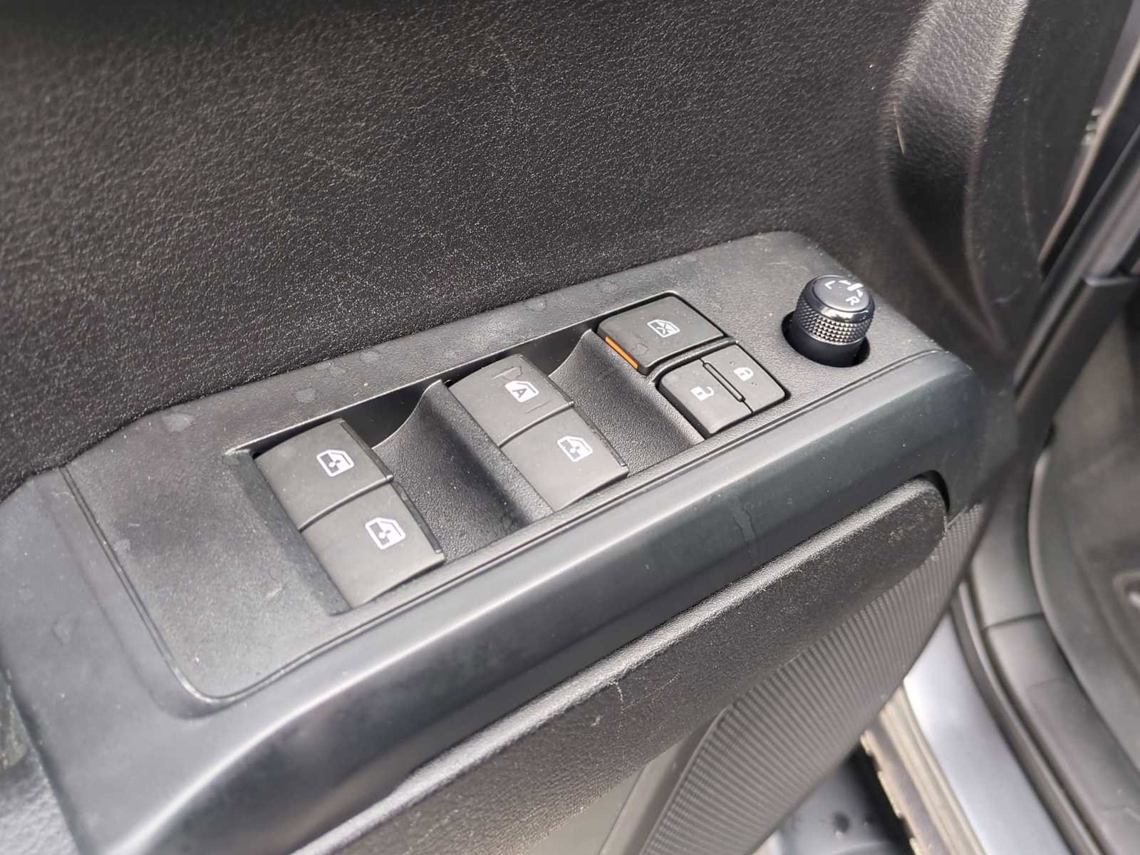 Used 2022 Toyota Tacoma SR AWD/4WD image 20