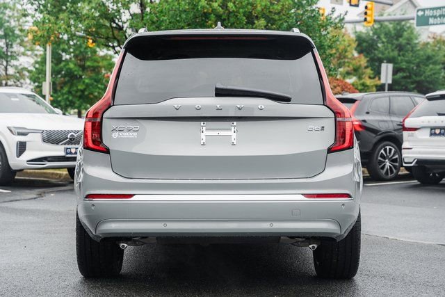 New 2026 Volvo XC90 B6 Plus w/ Protection Package Premier image 5