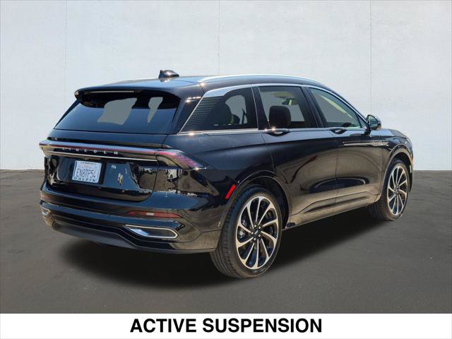 Used 2026 Lincoln Nautilus Black Label AWD/4WD image 5