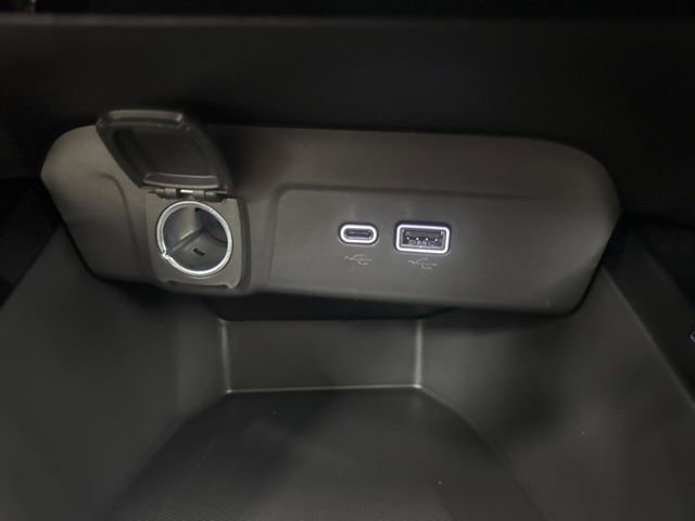 Used 2026 Chevrolet Trax LT w/ Driver Confidence Package FWD image 18