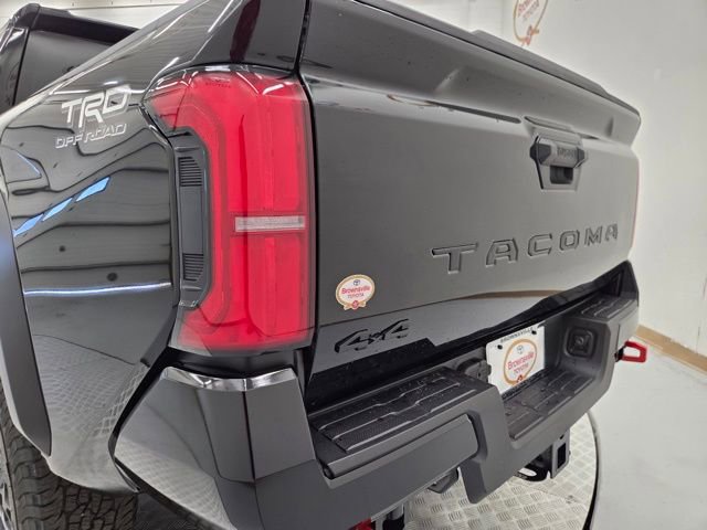 New 2026 Toyota Tacoma TRD Off-Road AWD/4WD image 24