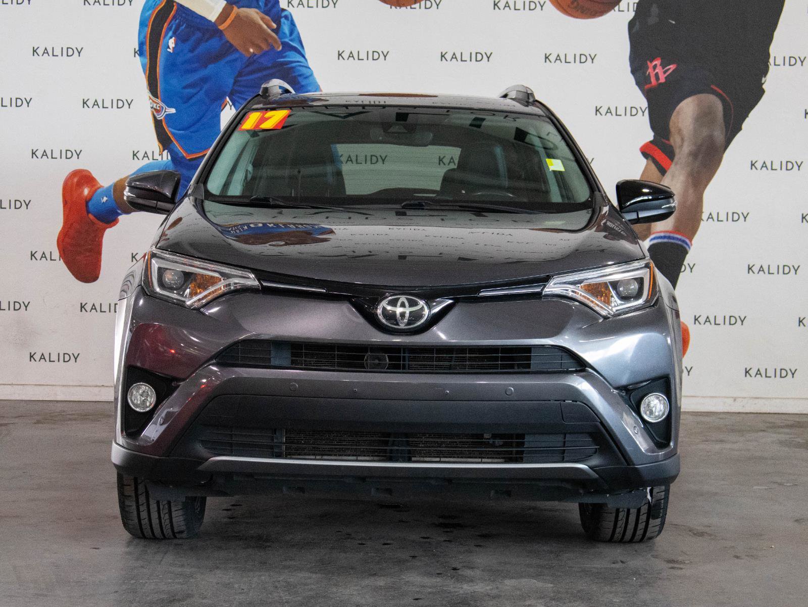 Used 2017 Toyota RAV4 Limited image 21