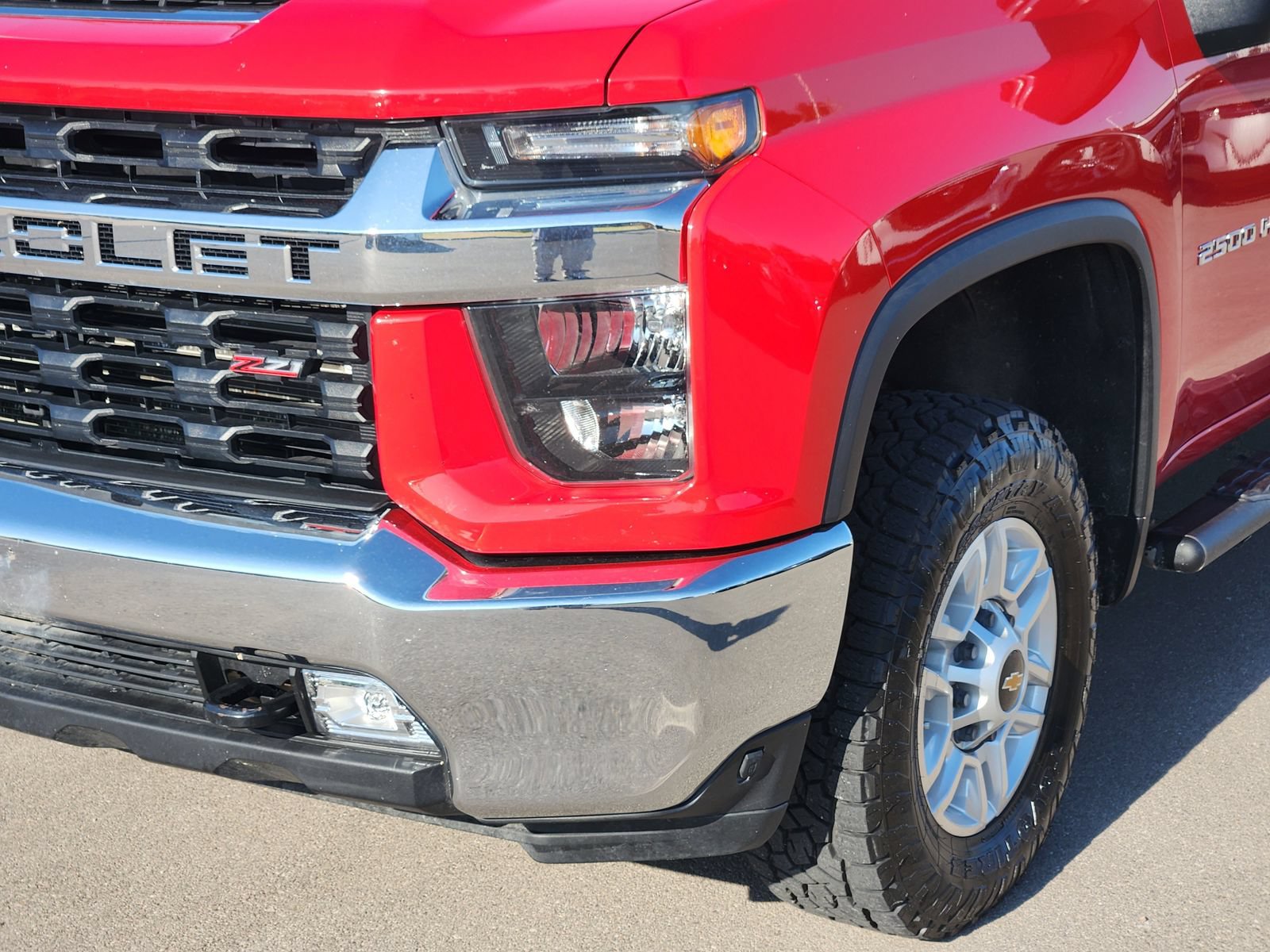 Used 2023 Chevrolet Silverado 2500 LT w/ Convenience Package AWD/4WD image 11