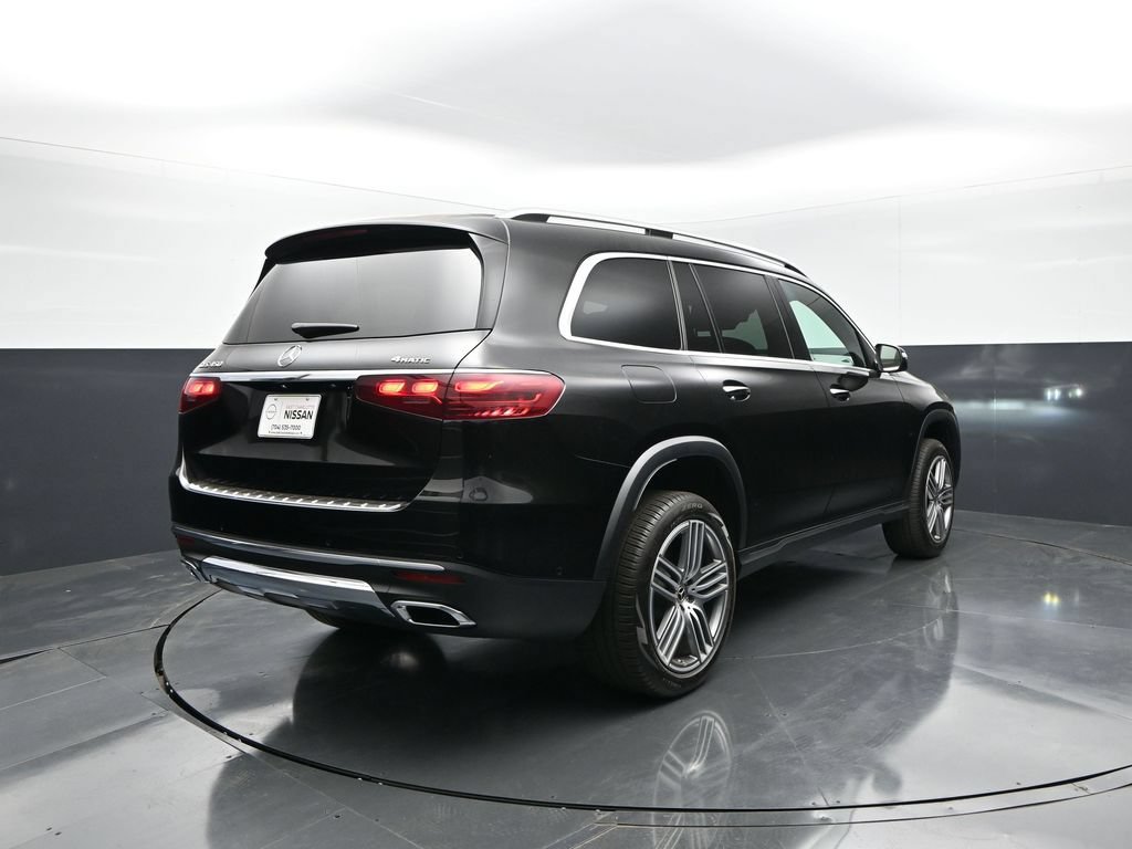 Used 2025 Mercedes-Benz GLS 450 4MATIC image 8