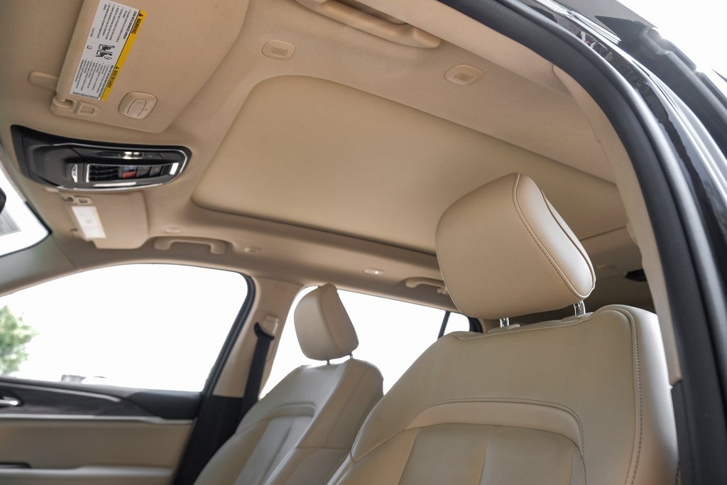 Used 2022 Jeep Grand Cherokee L Limited image 9