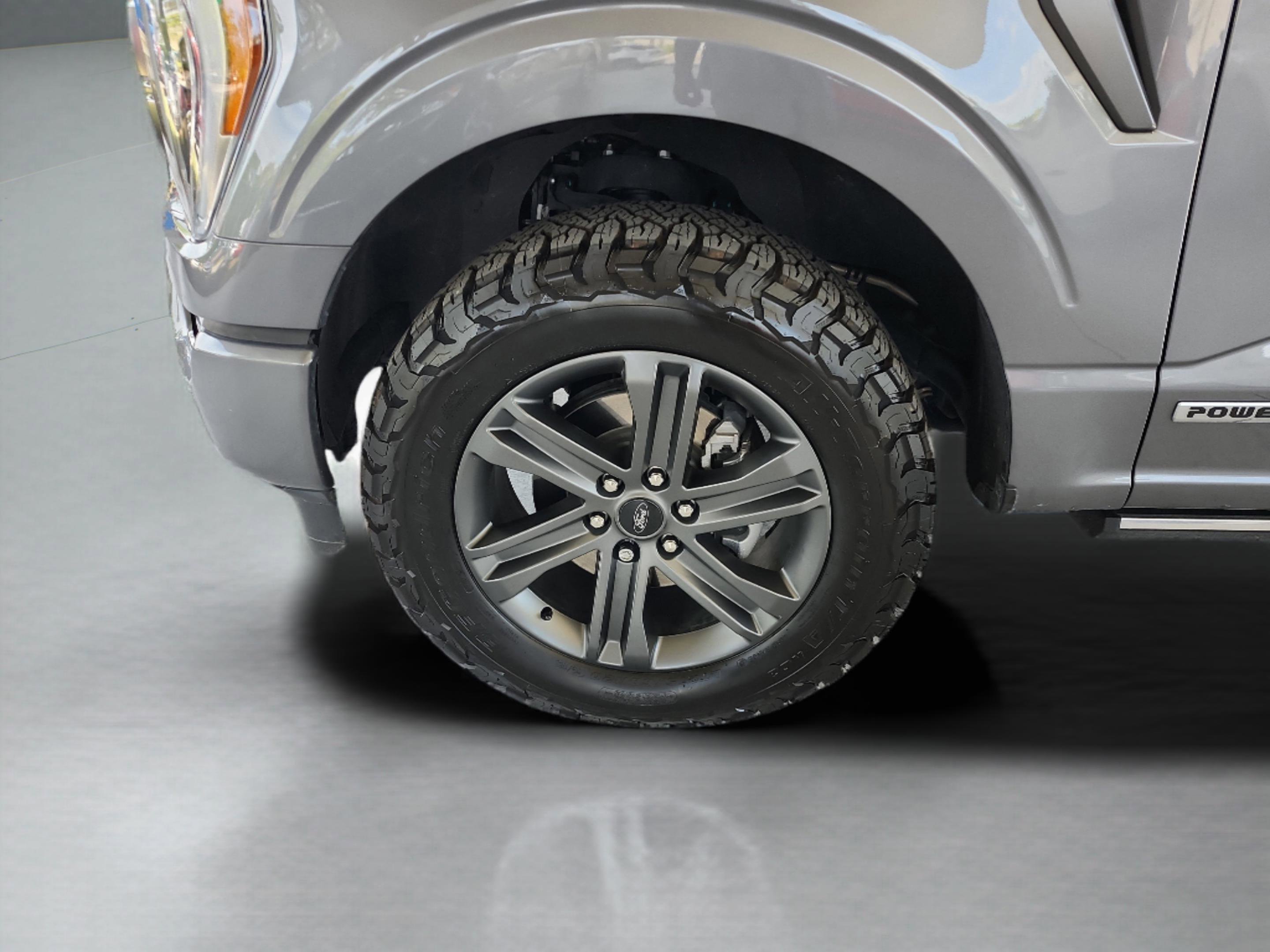 Certified 2023 Ford F150 Lariat w/ Equipment Group 502A High AWD/4WD image 29