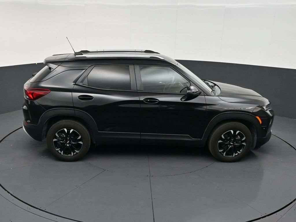 Used 2023 Chevrolet TrailBlazer LT FWD image 17