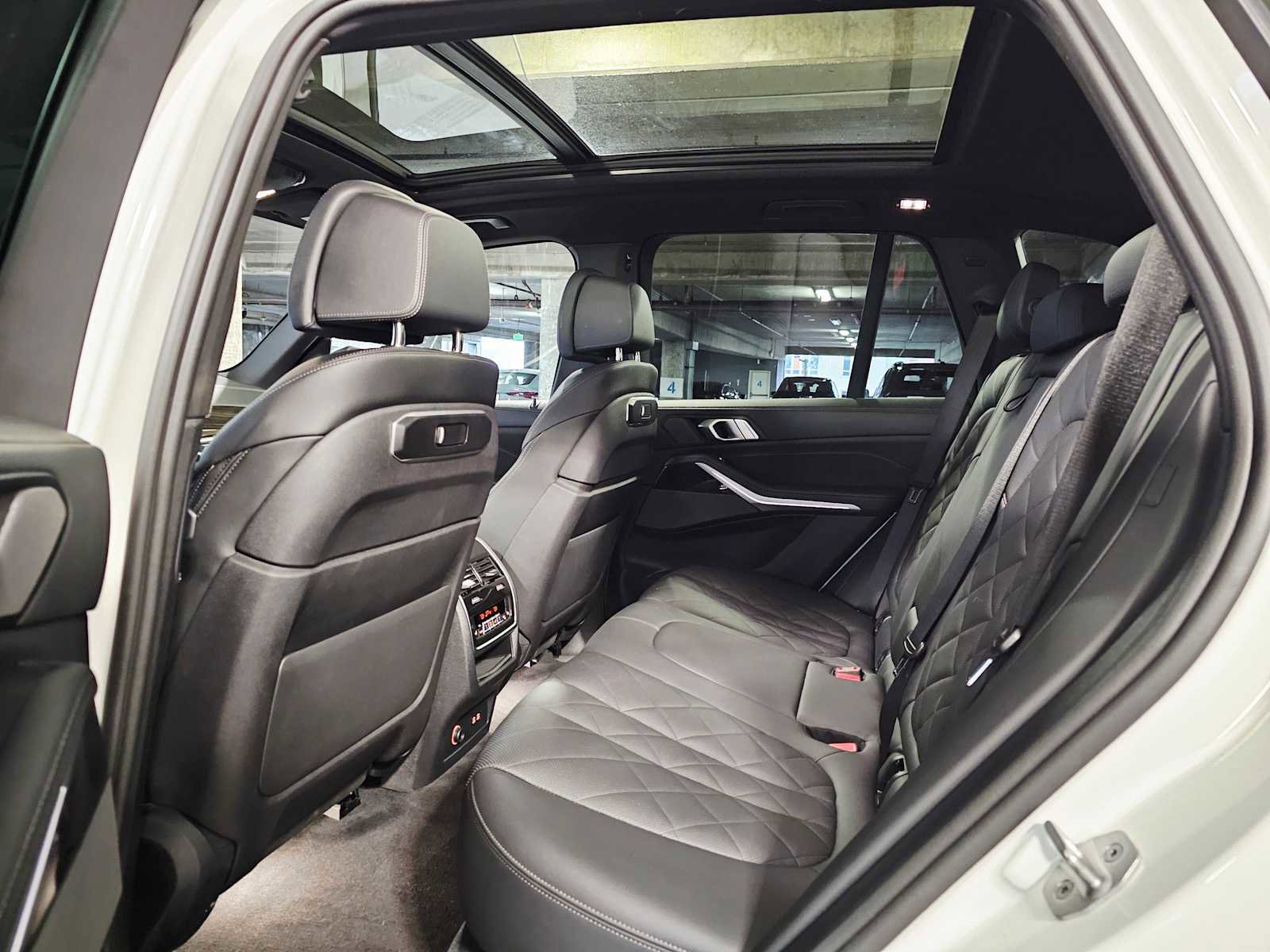 Used 2024 BMW X5 xDrive40i image 24