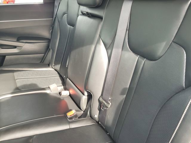 Used 2024 Kia Sorento S image 15
