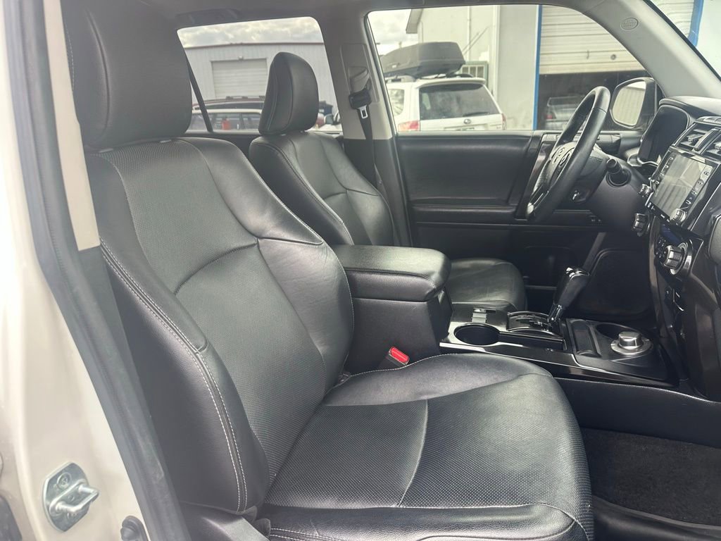 Used 2020 Toyota 4Runner SR5 image 11
