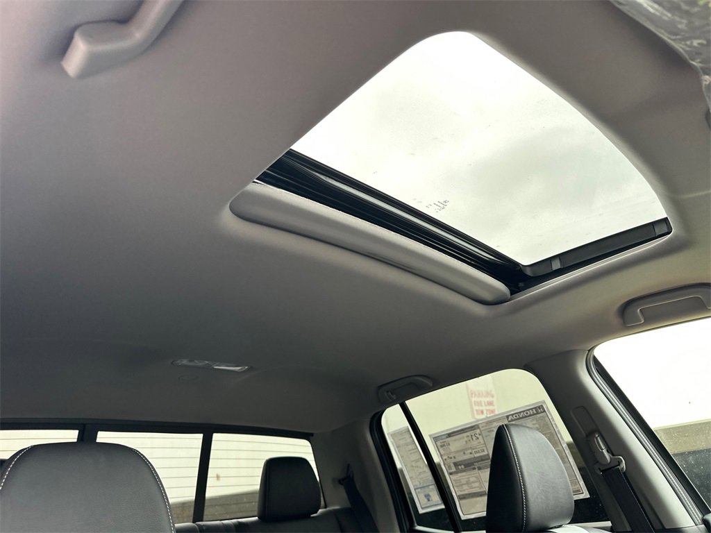 New 2025 Honda Ridgeline RTL image 11