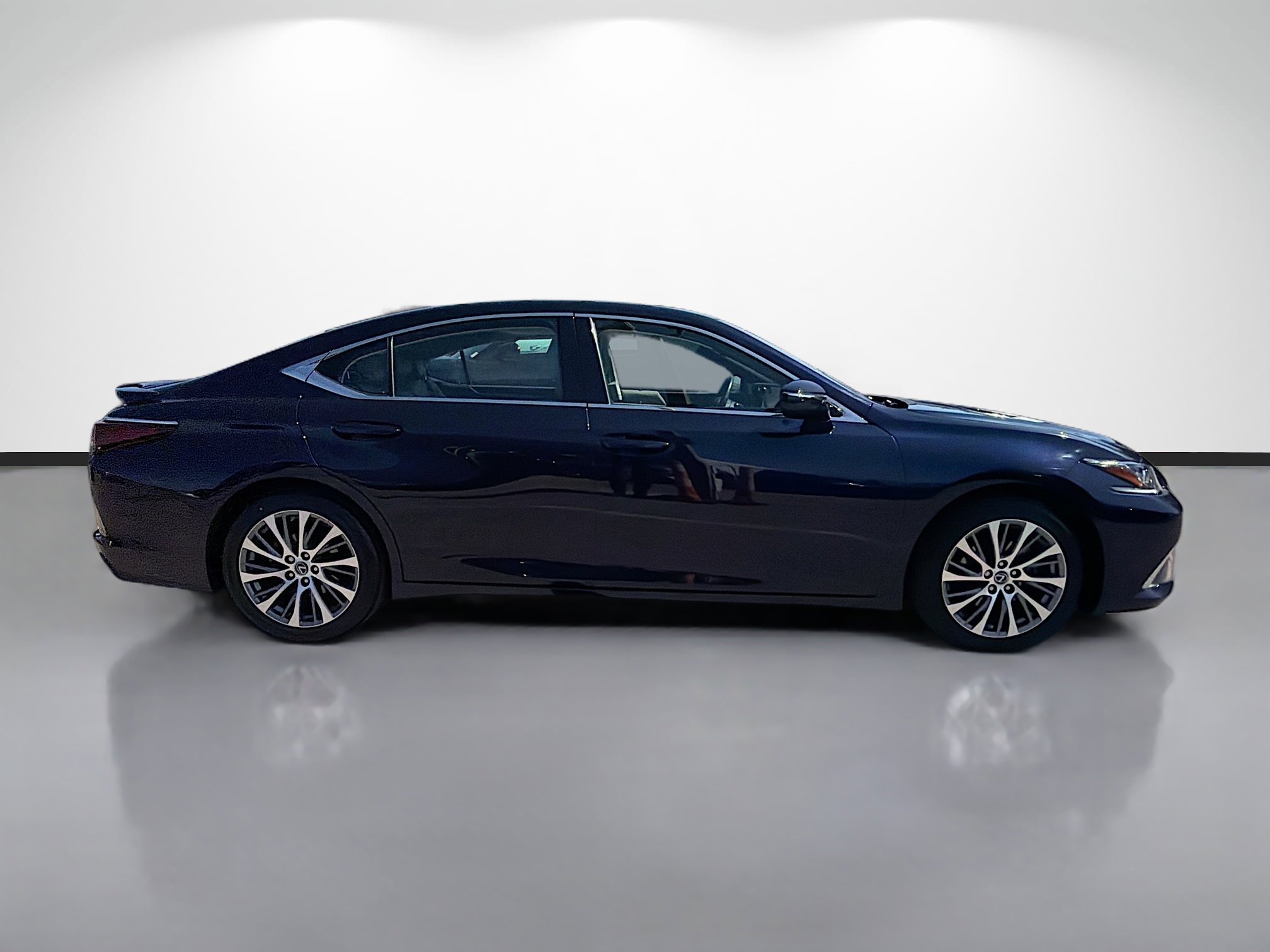 Used 2021 Lexus ES 350 w/ Premium Package FWD image 2