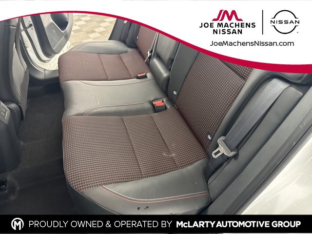 Certified 2025 Nissan Kicks SR image 20