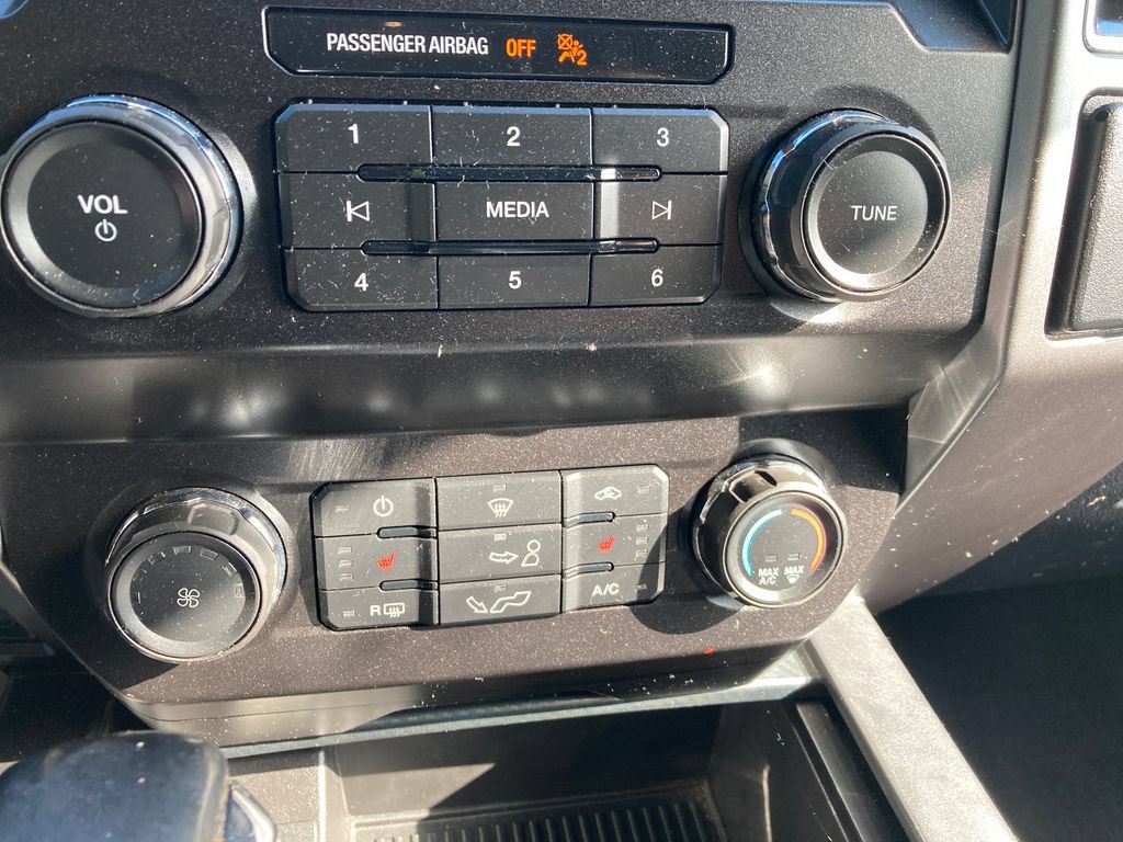 Used 2019 Ford F150 XLT w/ Equipment Group 302A Luxury AWD/4WD image 27