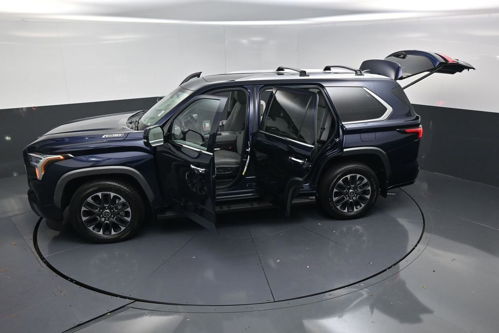 Used 2024 Toyota Sequoia Limited image 30