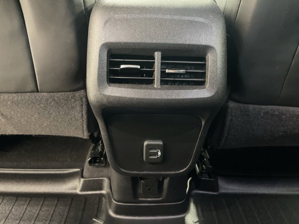 Used 2020 Chevrolet Equinox Premier image 17