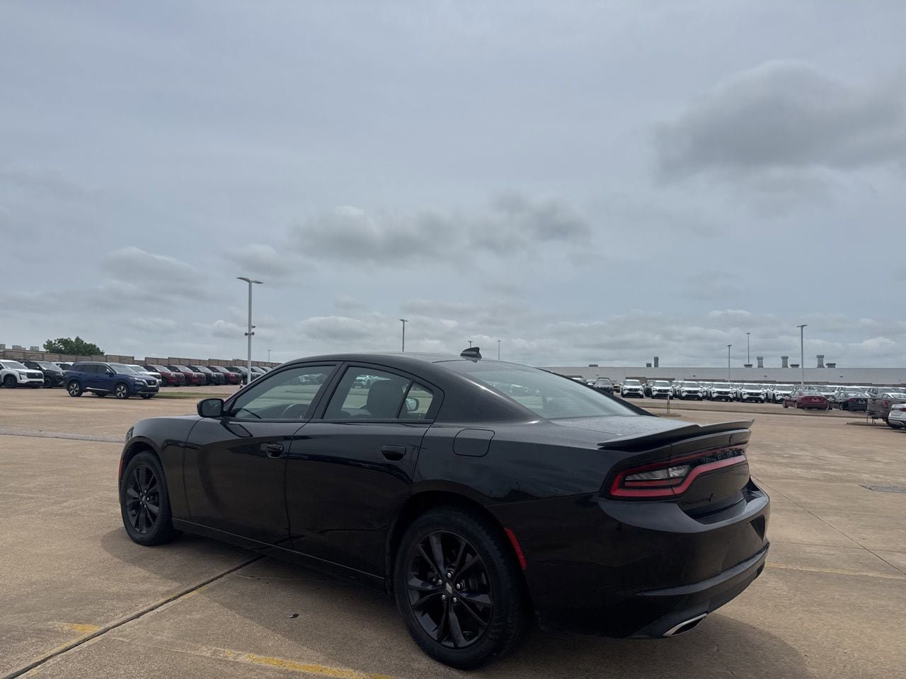 Used 2021 Dodge Charger SXT w/ Blacktop Package AWD/4WD image 15