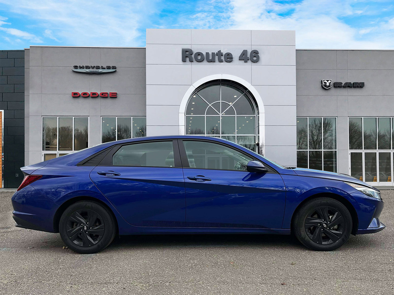 Used 2023 Hyundai Elantra Blue w/ Cargo Package image 6