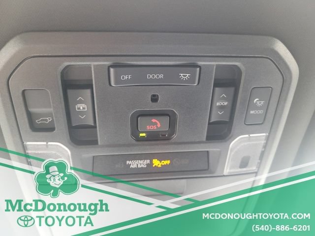 Used 2024 Toyota Sequoia Platinum AWD/4WD image 26