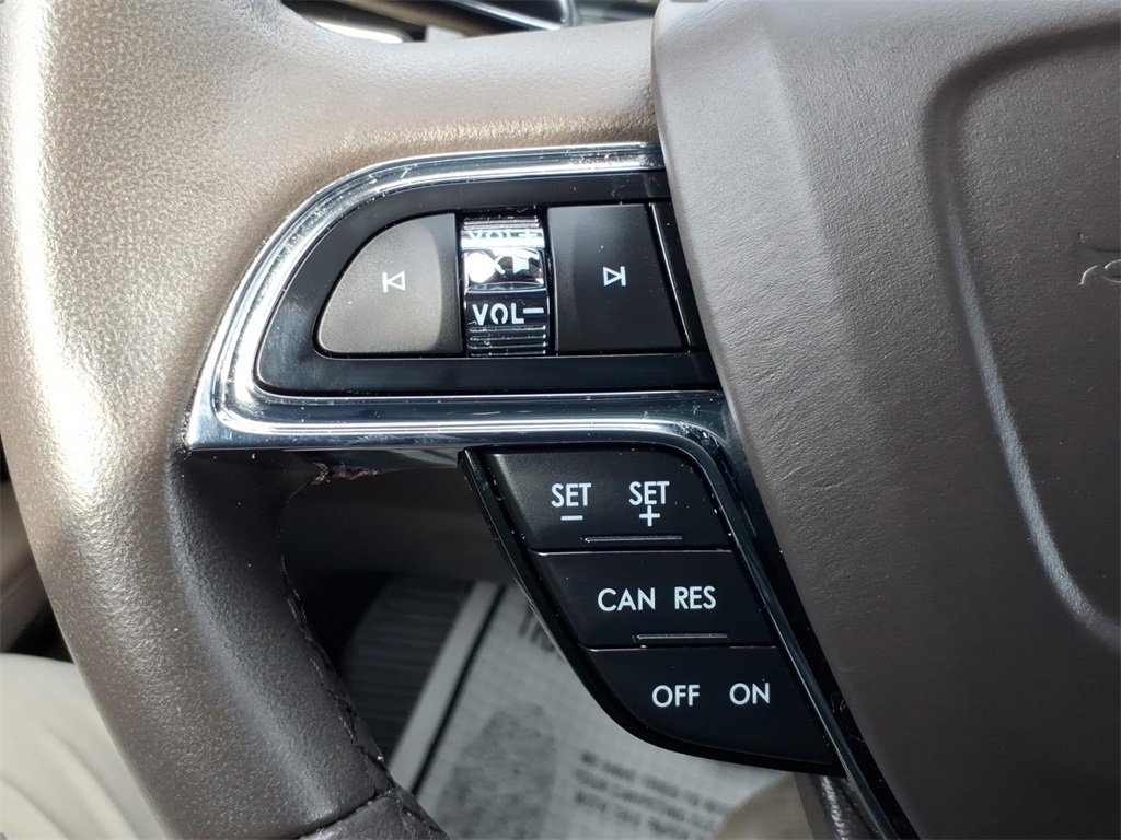 Certified 2023 Lincoln Nautilus AWD image 22