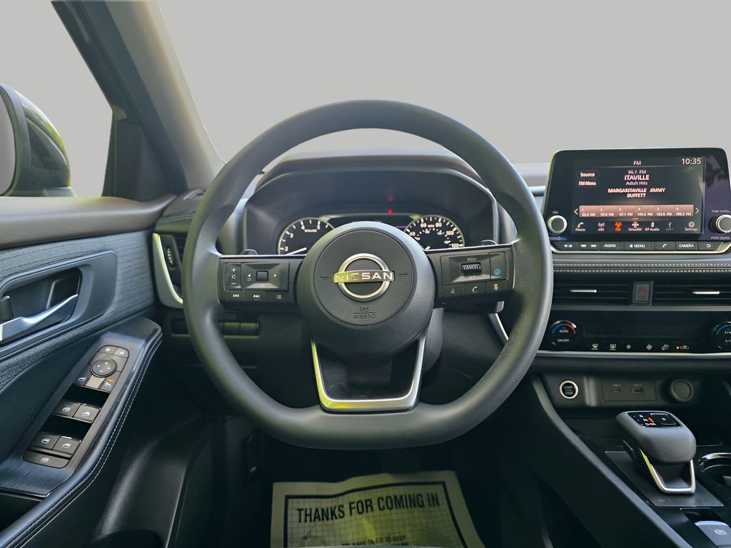 Used 2023 Nissan Rogue SV AWD/4WD image 17