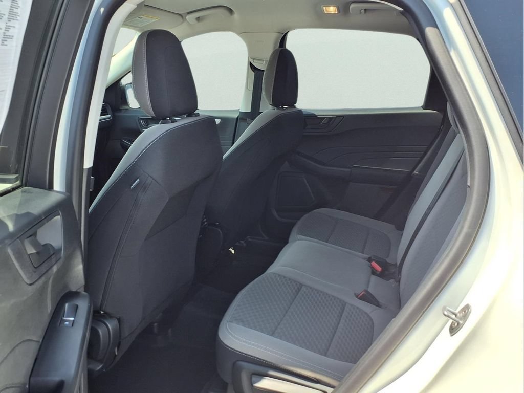 Used 2022 Ford Escape SE w/ SE Sport Appearance Package AWD/4WD image 19