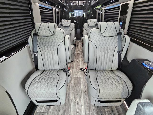 New 2024 Mercedes-Benz Sprinter 3500 image 38