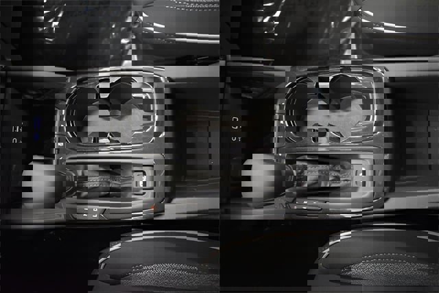 Used 2025 Chevrolet TrailBlazer LT image 30