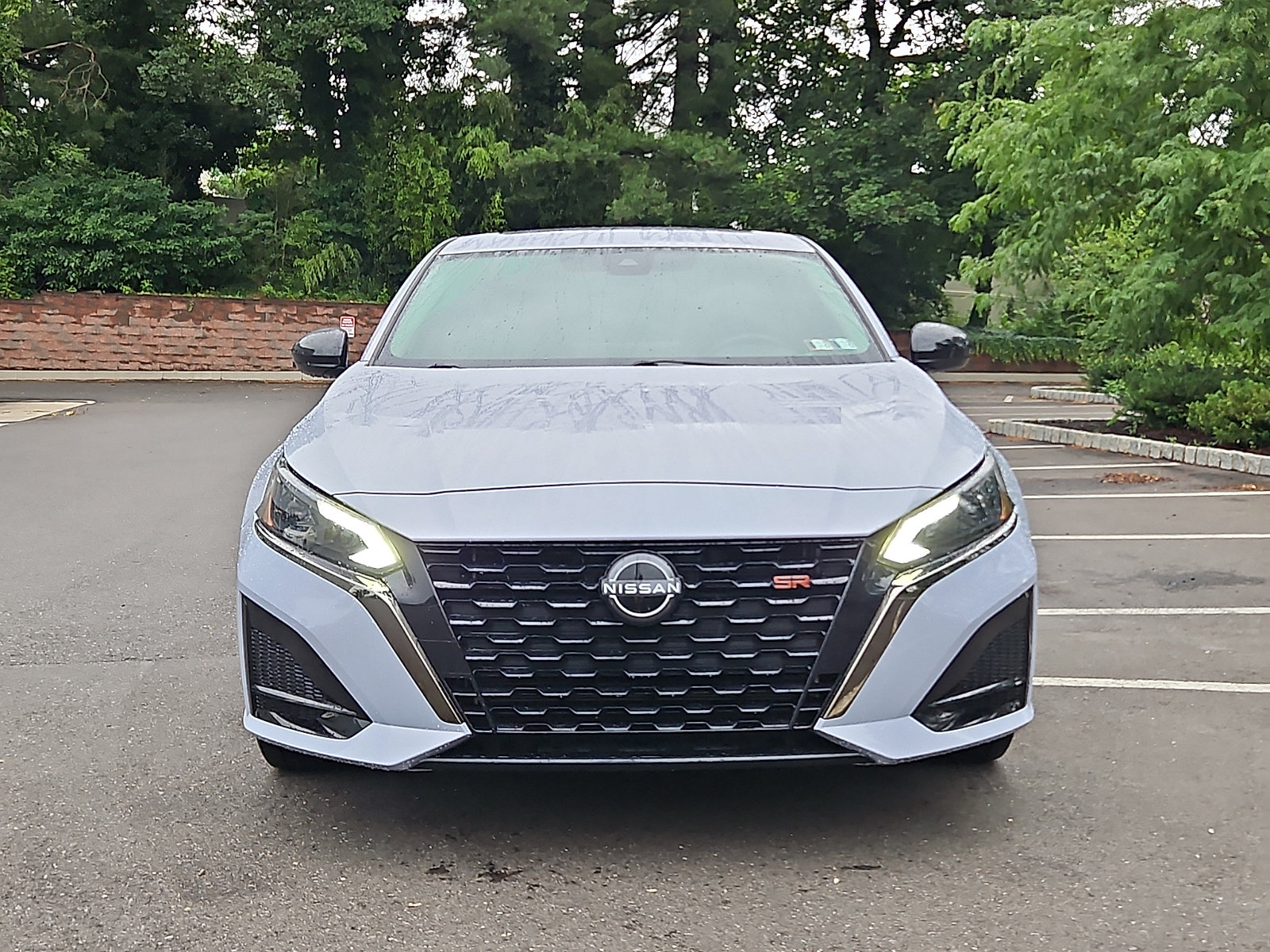 Certified 2024 Nissan Altima 2.5 SR w/ SR Premium Package AWD/4WD image 2