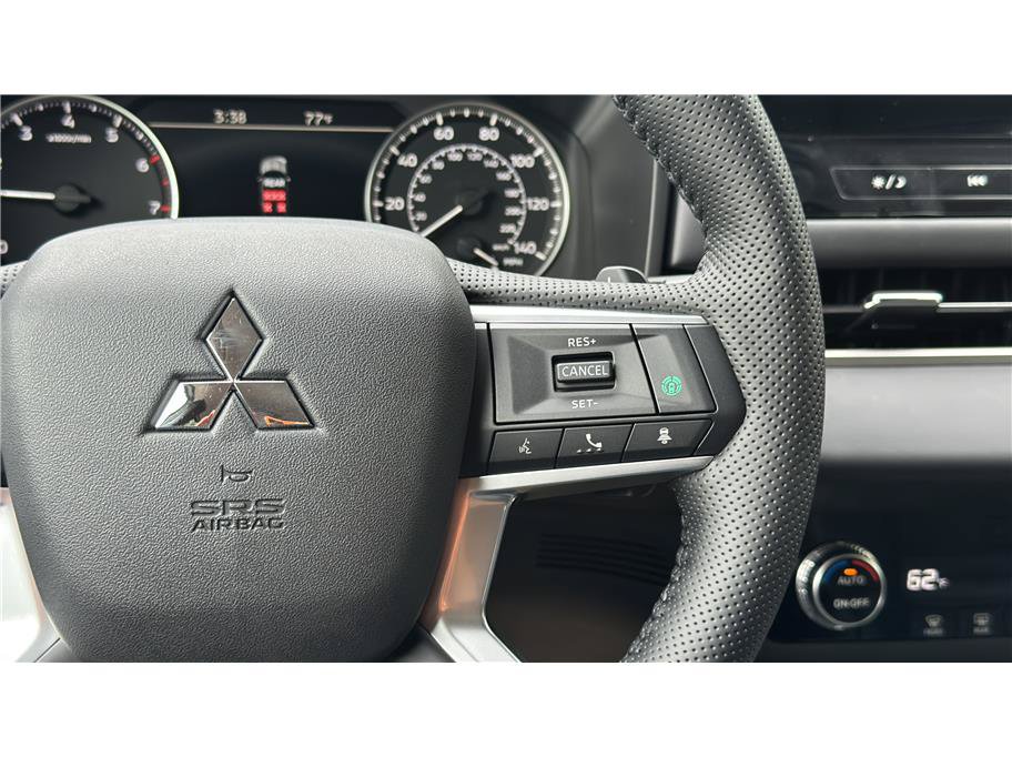New 2026 Mitsubishi Outlander SE AWD/4WD image 27