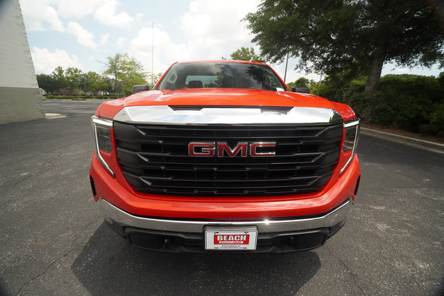 Used 2025 GMC Sierra 1500 Pro w/ Pro Value Package AWD/4WD image 8