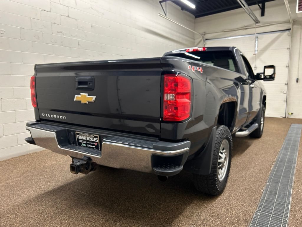 Used 2016 Chevrolet Silverado 2500 W/T w/ WT Convenience Package AWD/4WD image 2