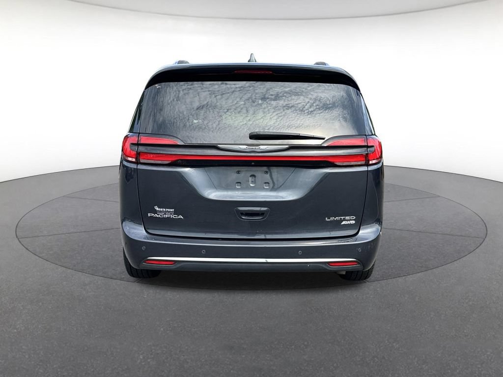 Certified 2021 Chrysler Pacifica Limited w/ Uconnect Theater Family Group AWD/4WD image 4