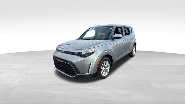 Used 2024 Kia Soul LX w/ Option Group 015 image 3